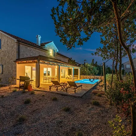 Beautiful Home In Pasman Holiday home